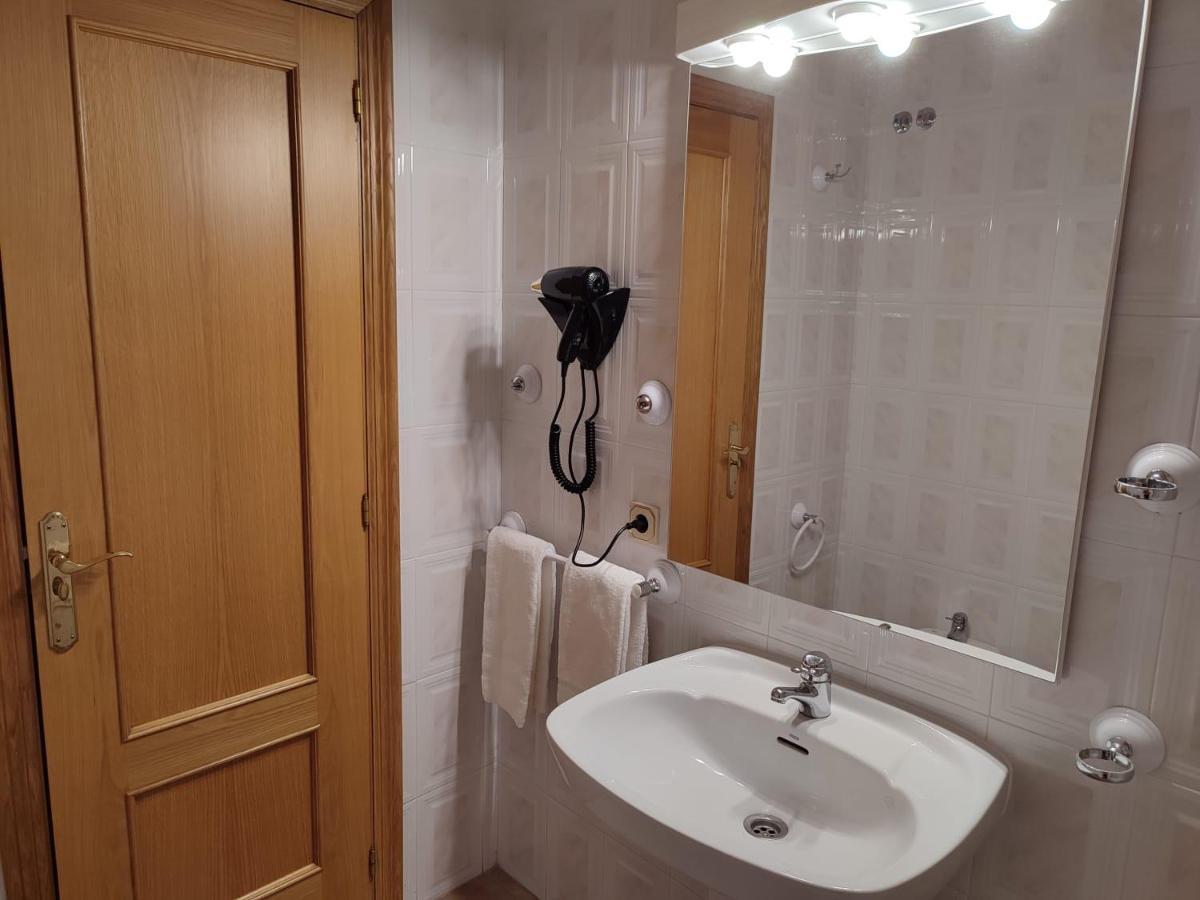 Hotel Novo Ponferrada Εξωτερικό φωτογραφία