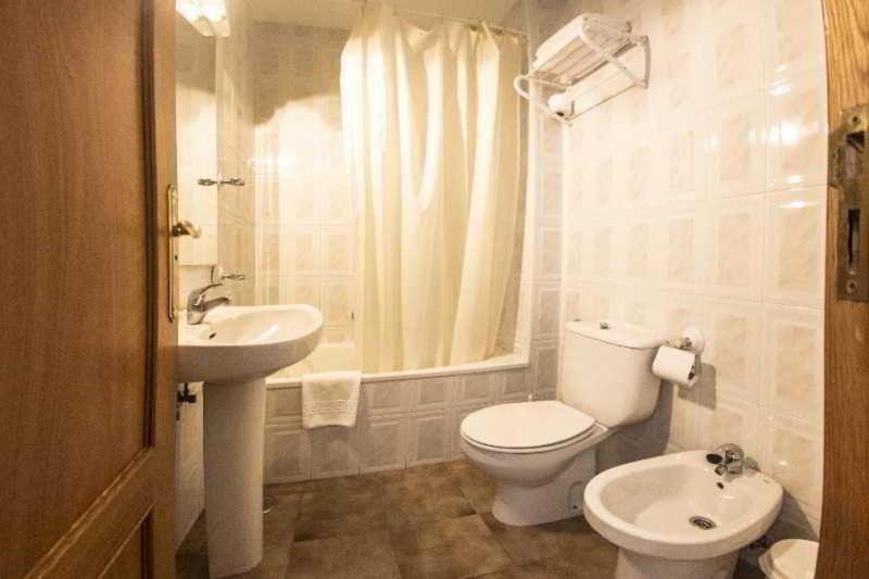 Hotel Novo Ponferrada Εξωτερικό φωτογραφία
