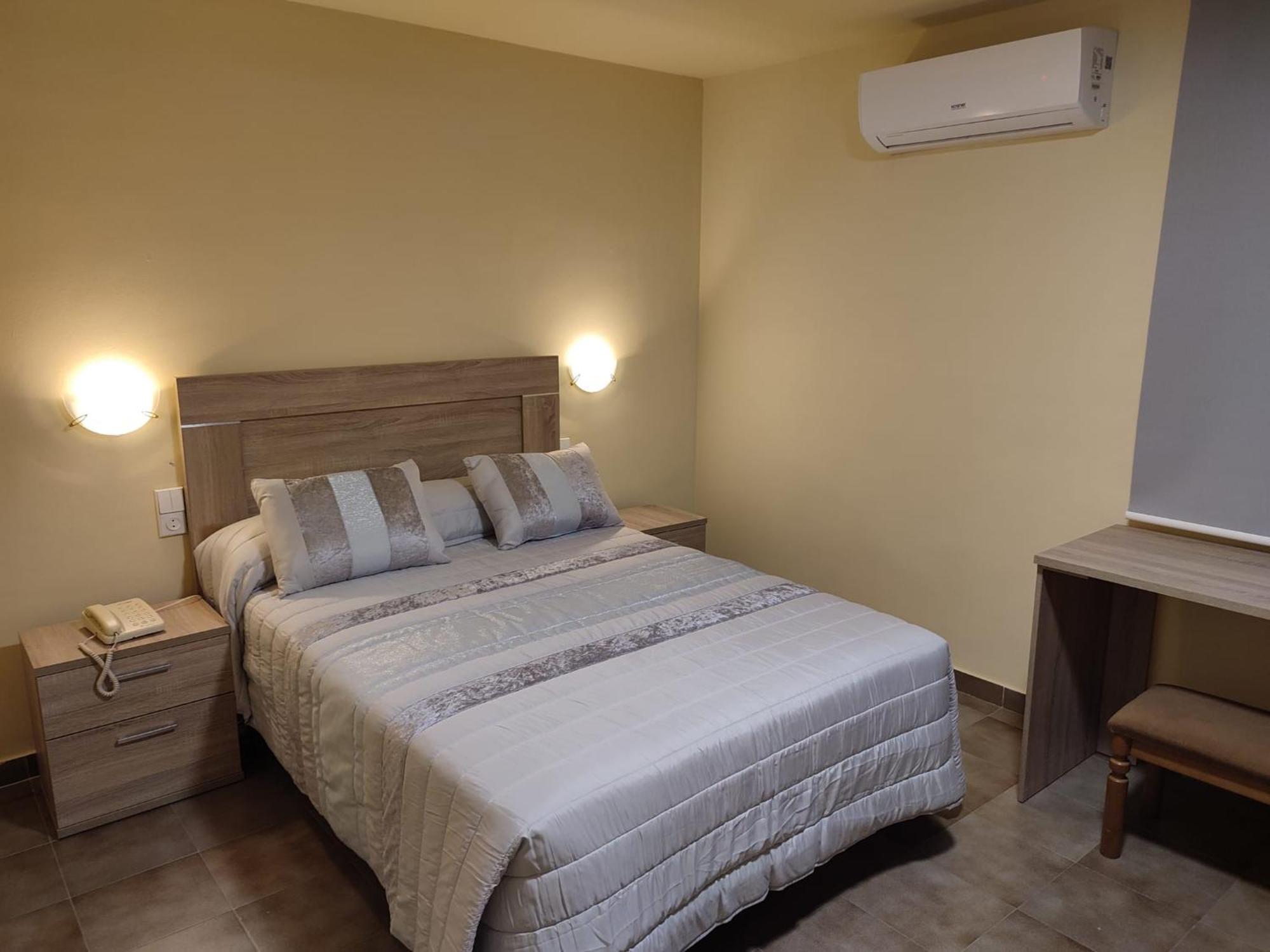 Hotel Novo Ponferrada Εξωτερικό φωτογραφία